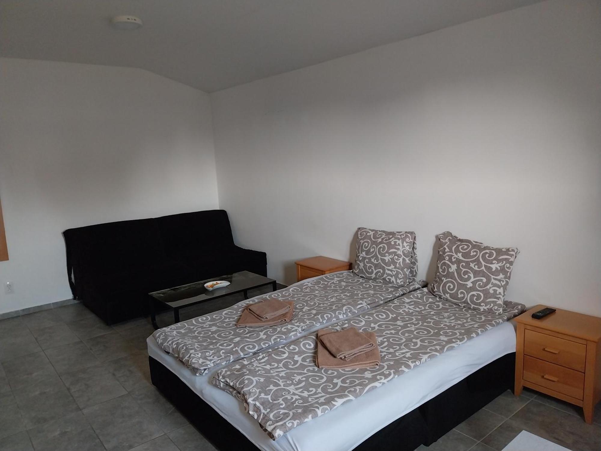 Libero Apartmani Surcin Bagian luar foto