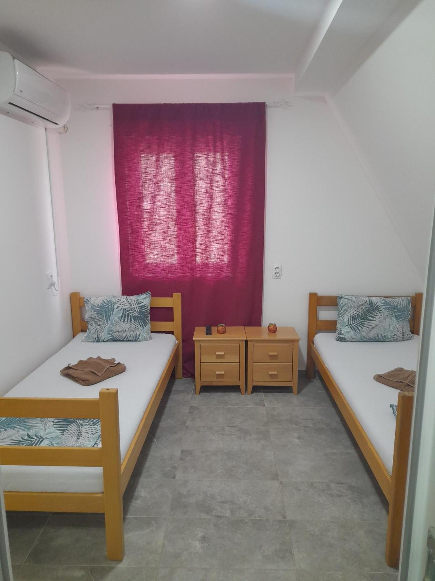 Libero Apartmani Surcin Bagian luar foto