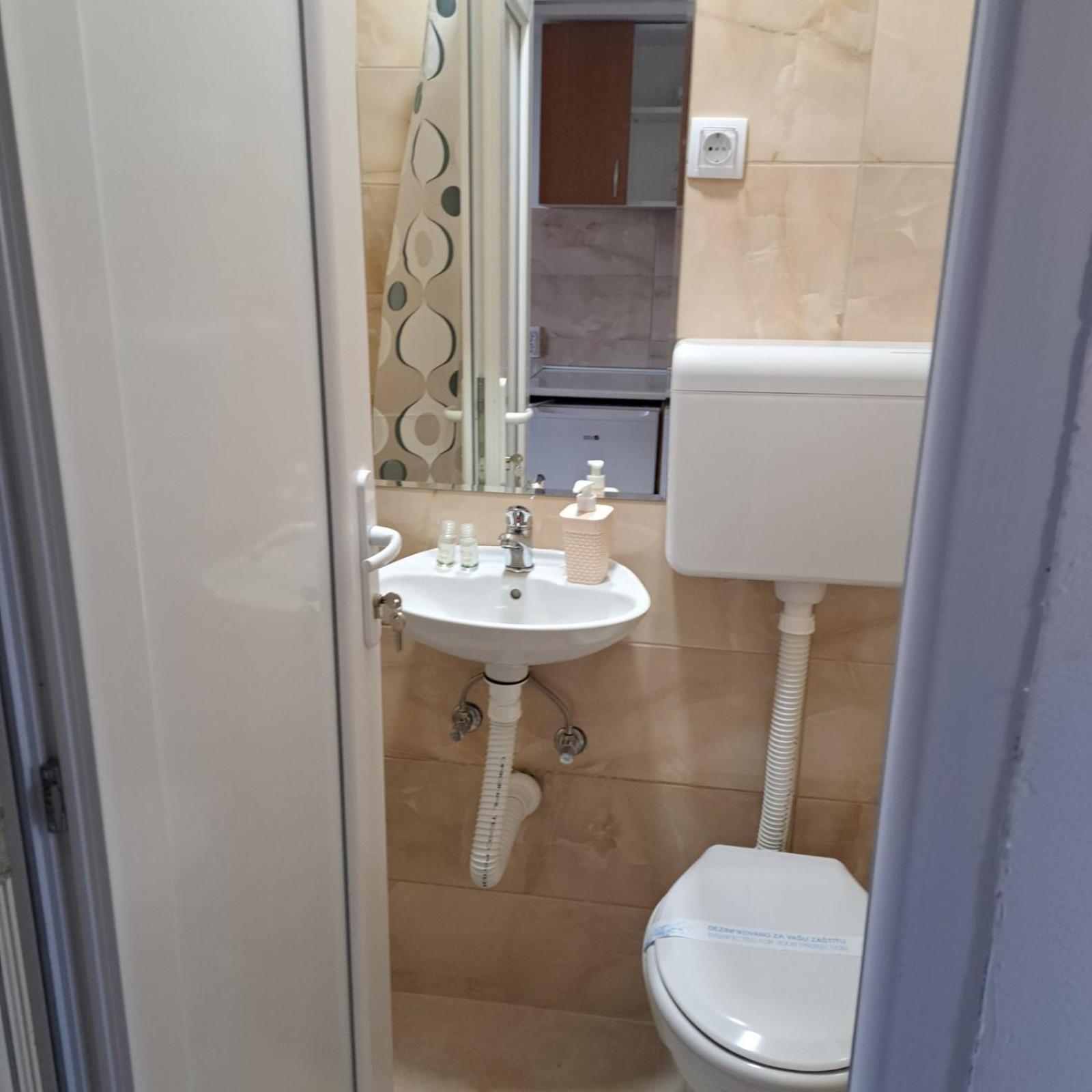 Libero Apartmani Surcin Ruang foto