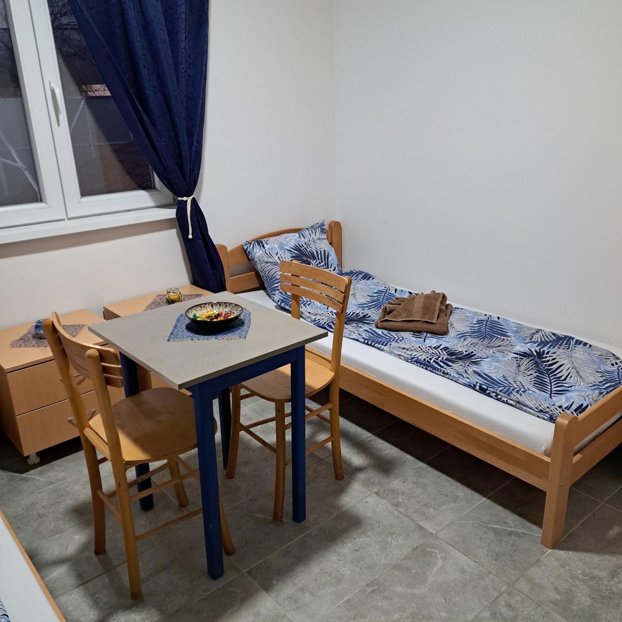 Libero Apartmani Surcin Bagian luar foto