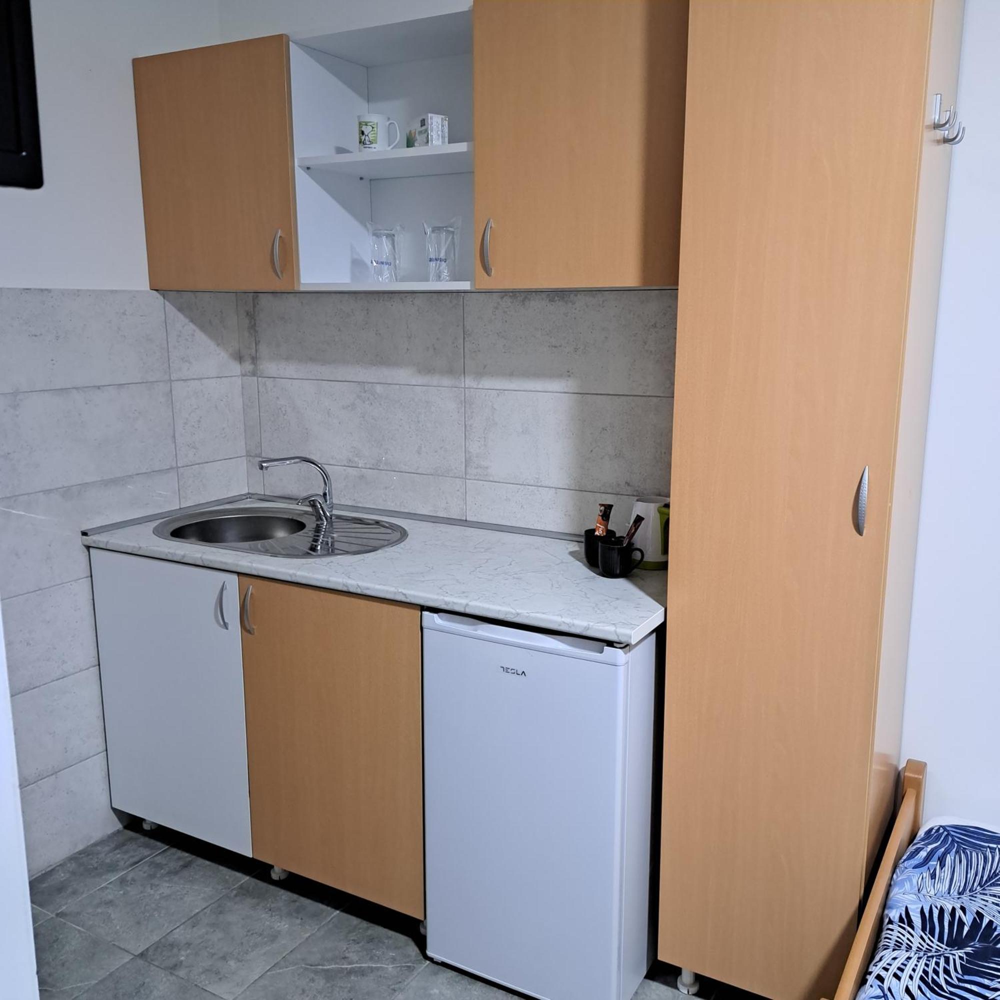 Libero Apartmani Surcin Bagian luar foto